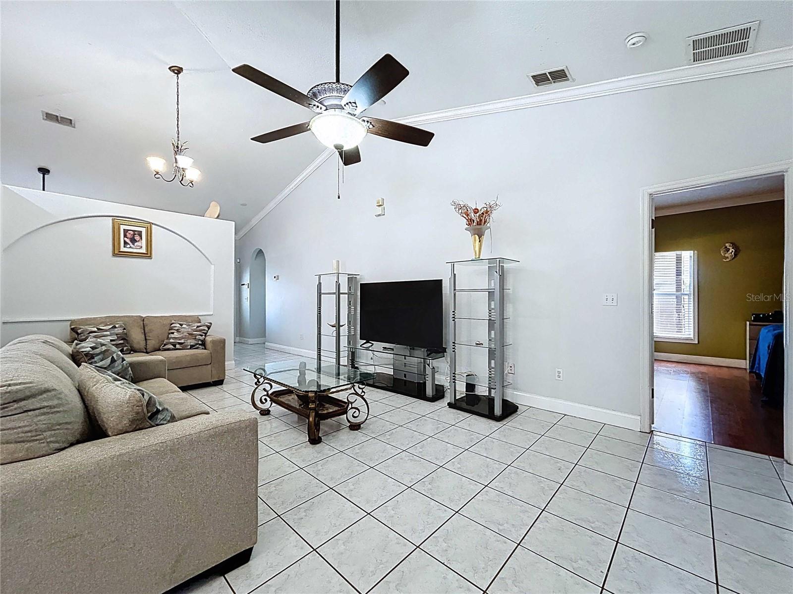 Image 9 of 47 For 3324 Abdella Street