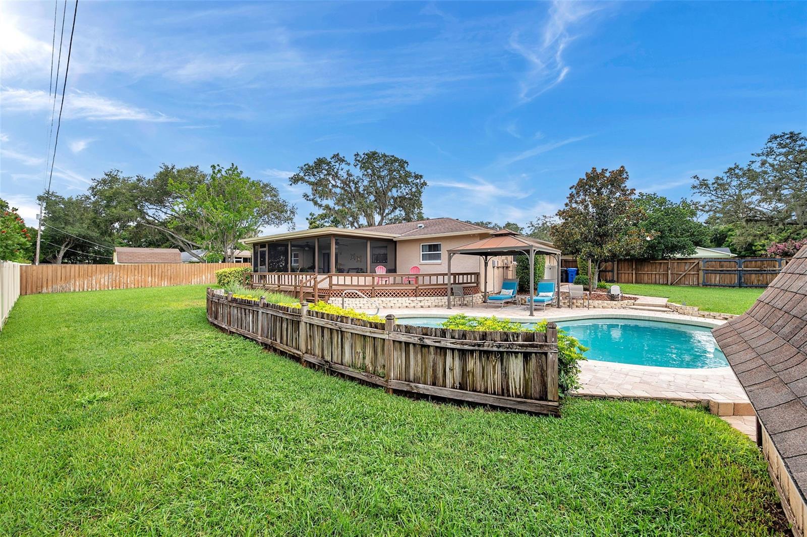 Image 17 of 66 For 2832 Springdell Circle