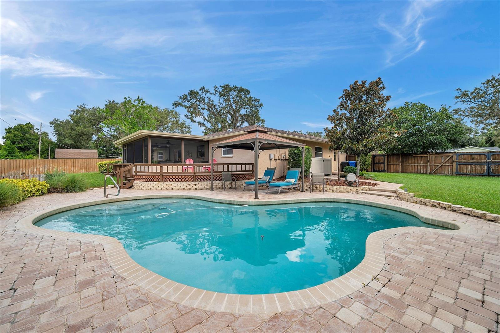Image 18 of 66 For 2832 Springdell Circle