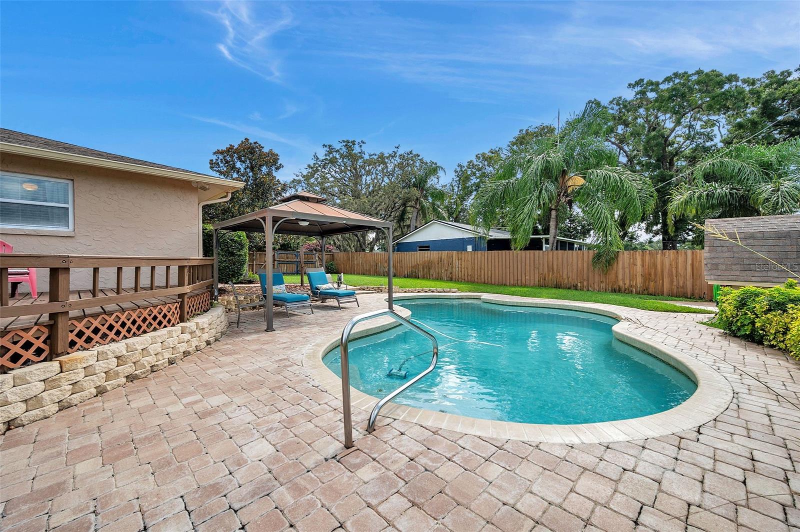 Image 19 of 66 For 2832 Springdell Circle
