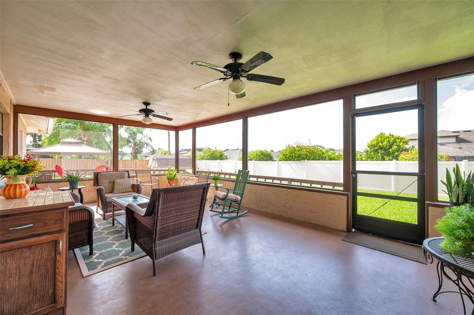 Image 3 of 66 For 2832 Springdell Circle