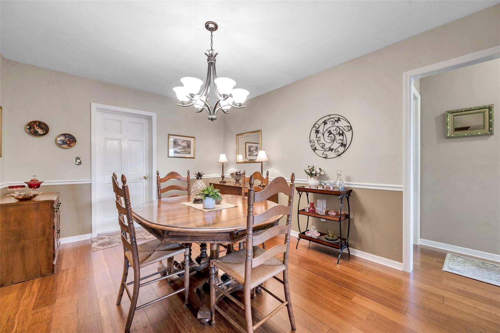 Image 36 of 66 For 2832 Springdell Circle
