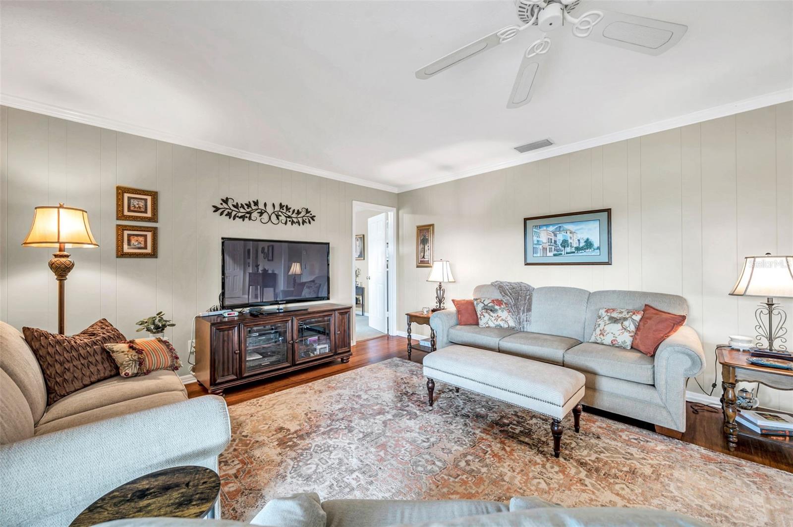 Image 46 of 66 For 2832 Springdell Circle