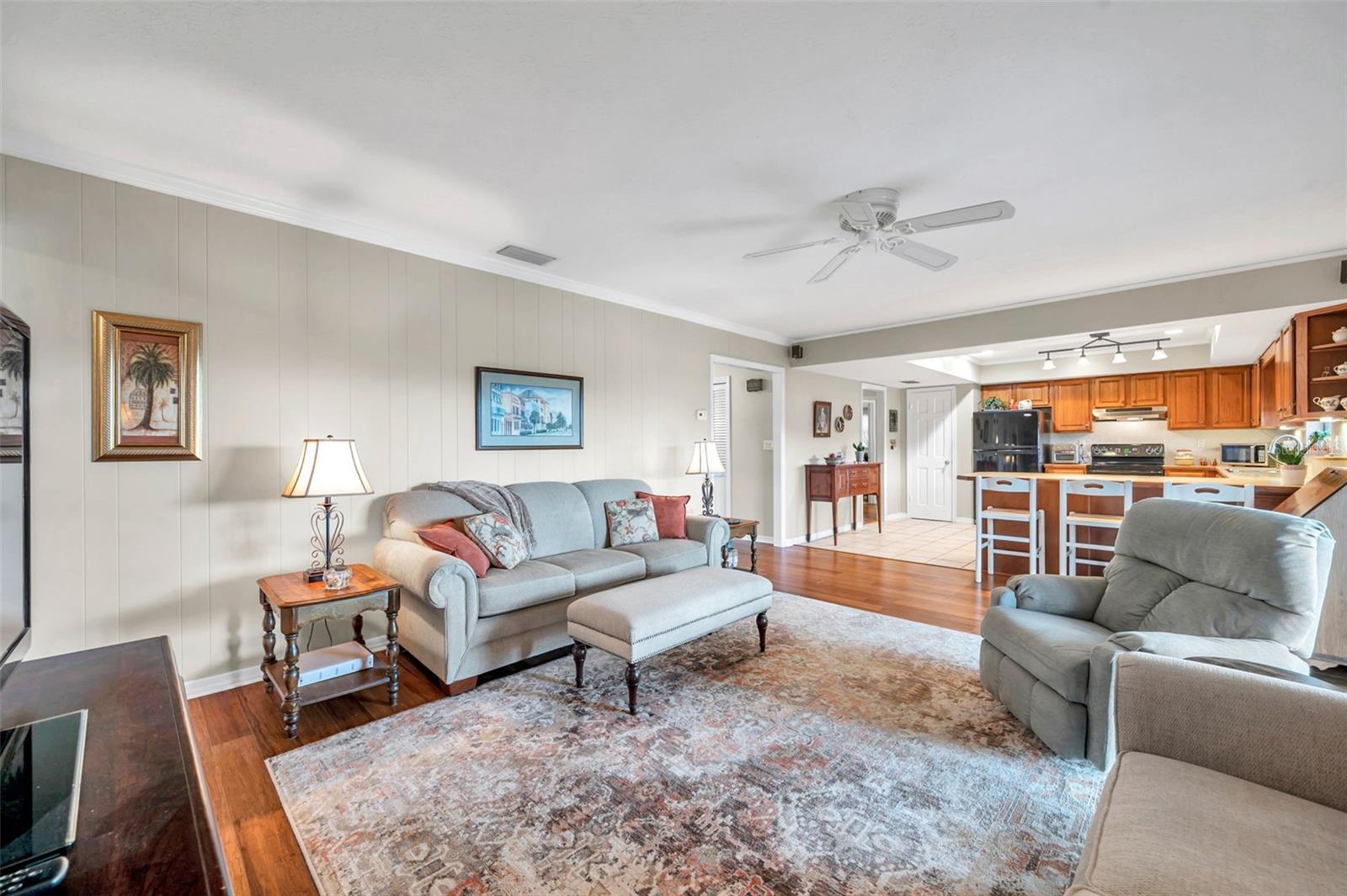Image 47 of 66 For 2832 Springdell Circle
