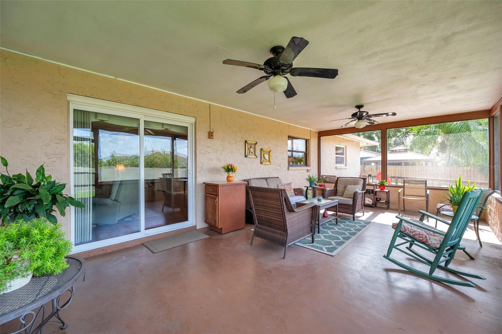 Image 9 of 66 For 2832 Springdell Circle