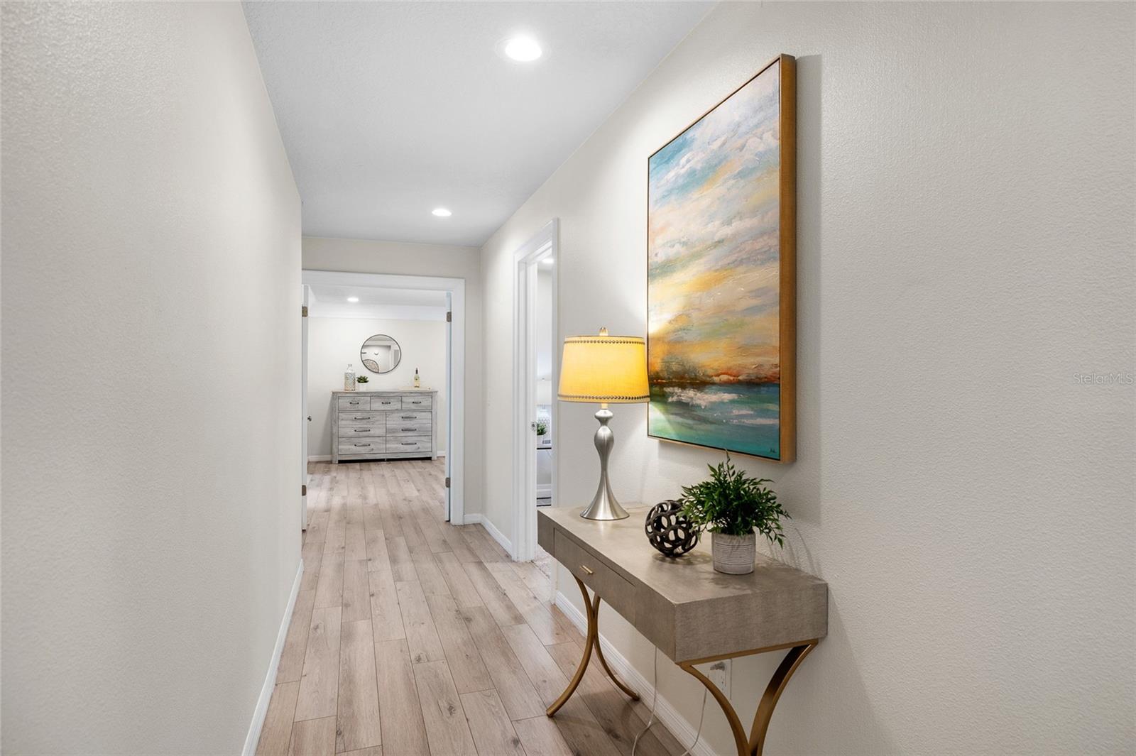 Image 14 of 52 For 14210 Clarendon Drive