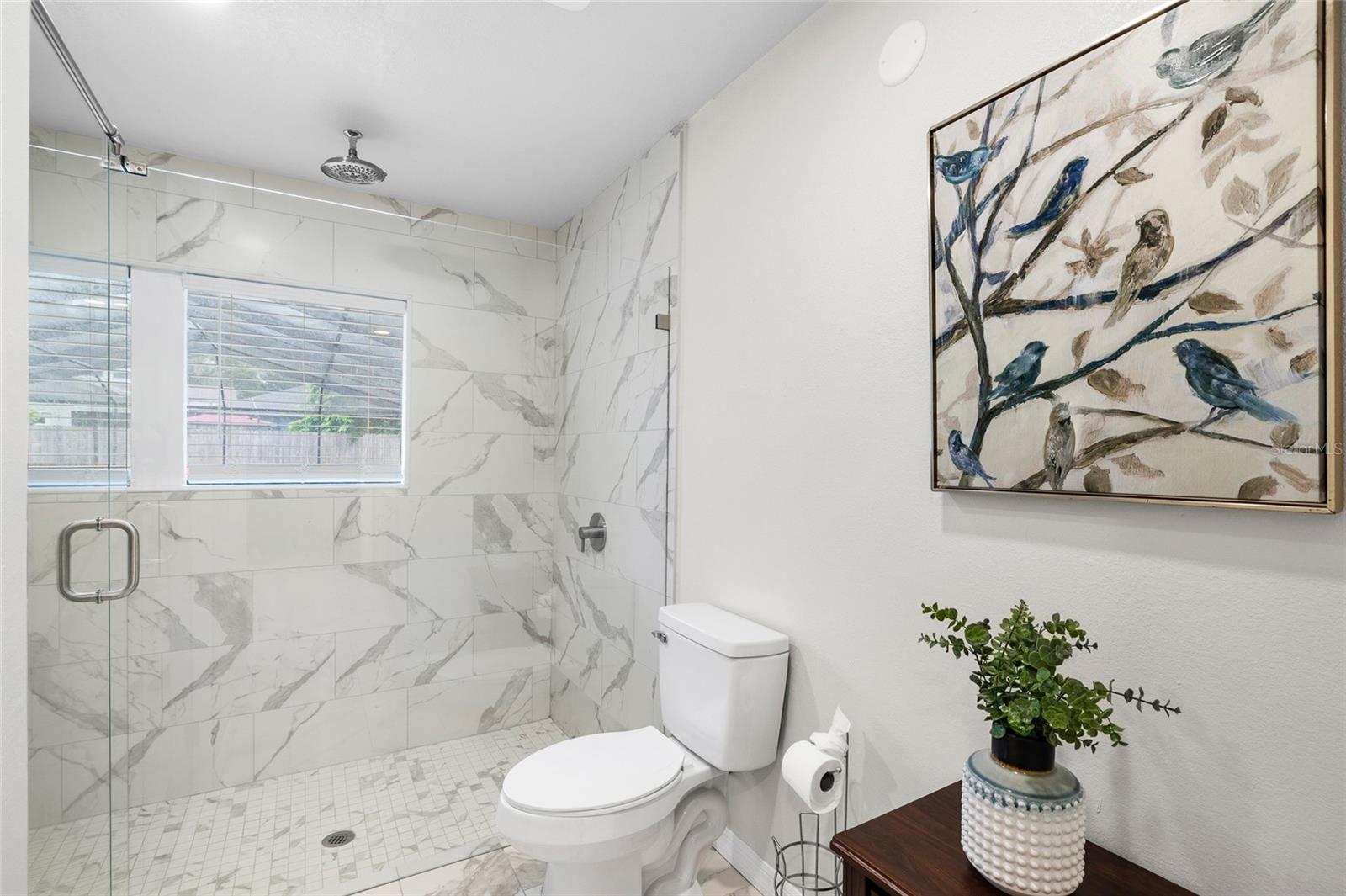 Image 20 of 52 For 14210 Clarendon Drive