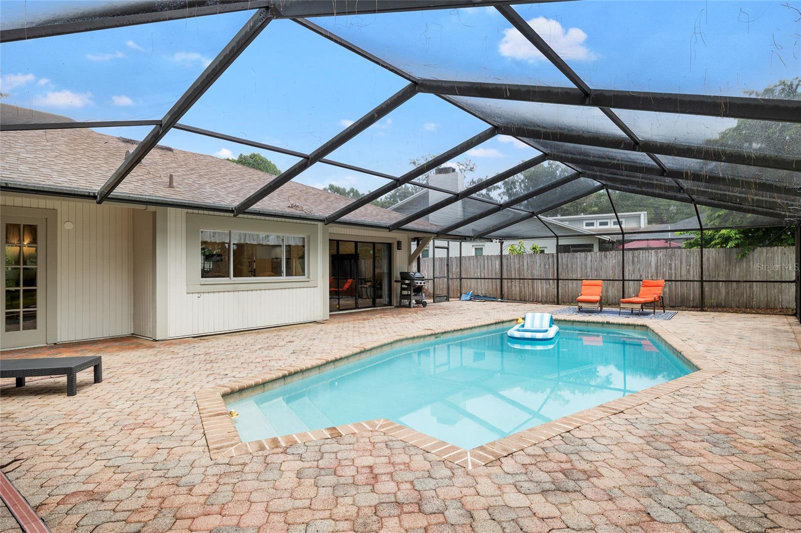 Image 35 of 52 For 14210 Clarendon Drive
