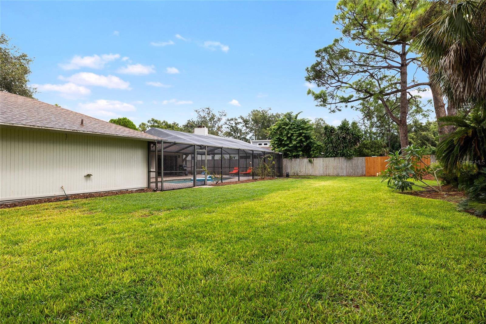 Image 39 of 52 For 14210 Clarendon Drive