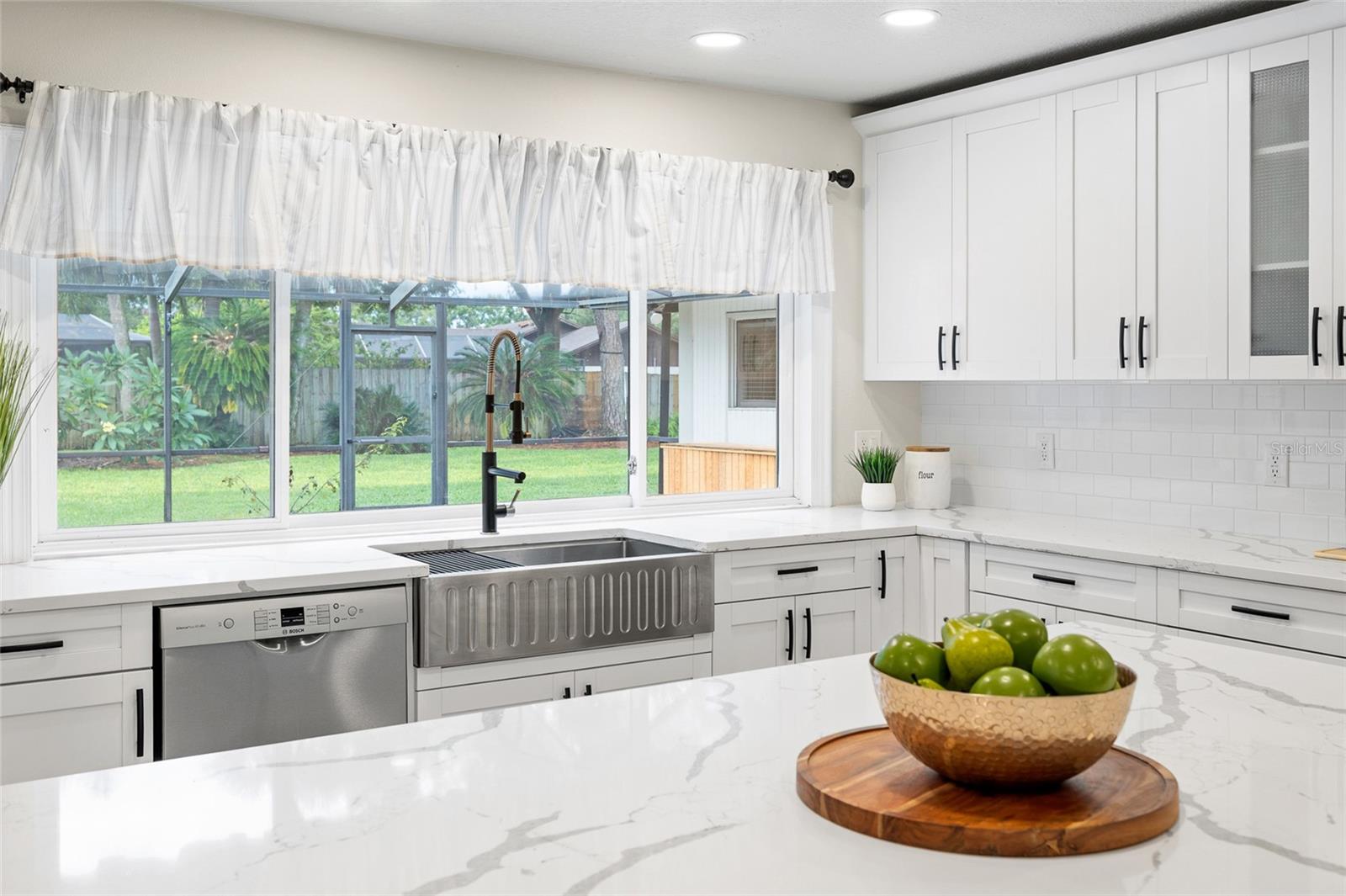 Image 9 of 52 For 14210 Clarendon Drive