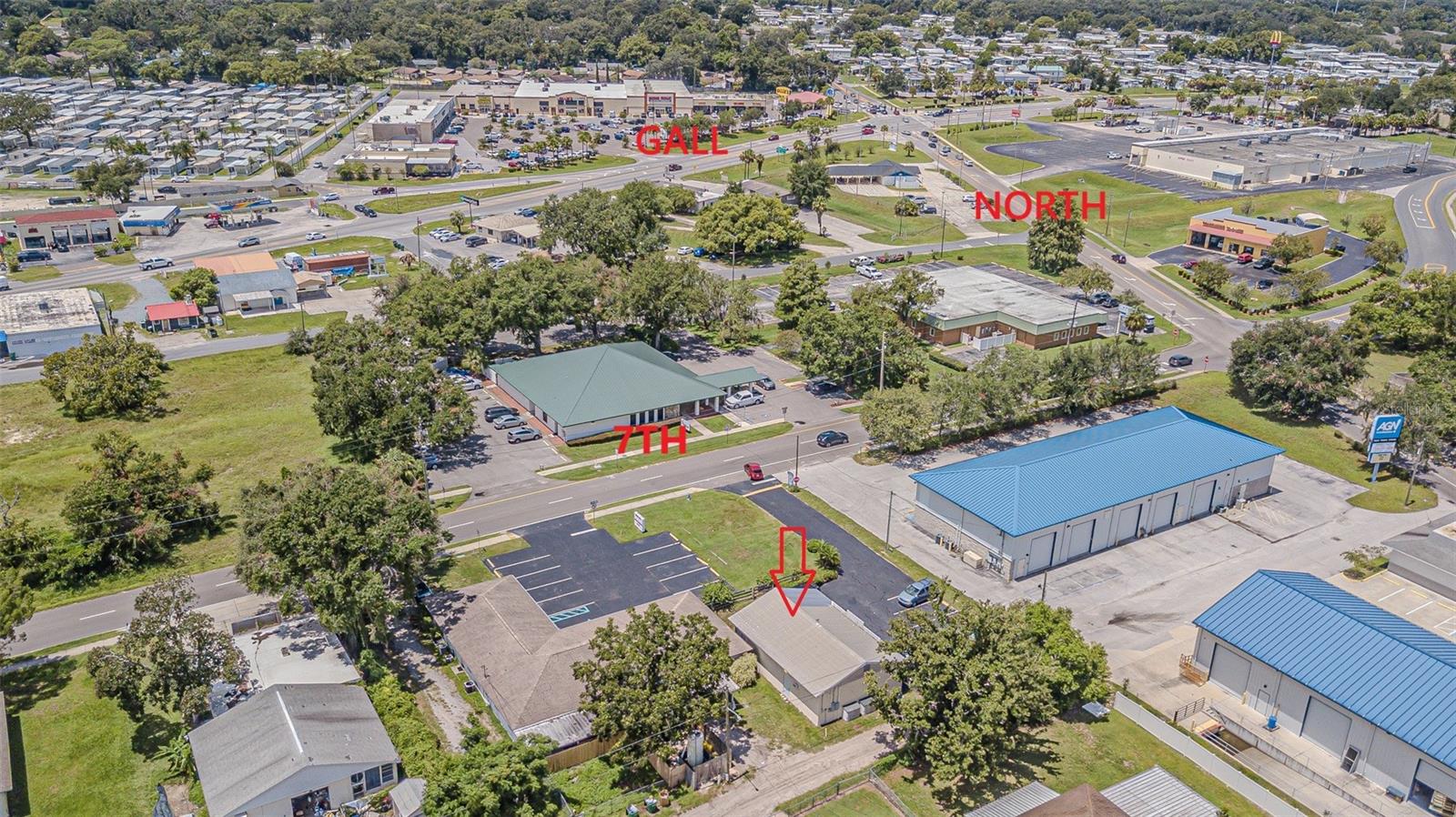 Listing photo id 15 for 5924 7th Street
