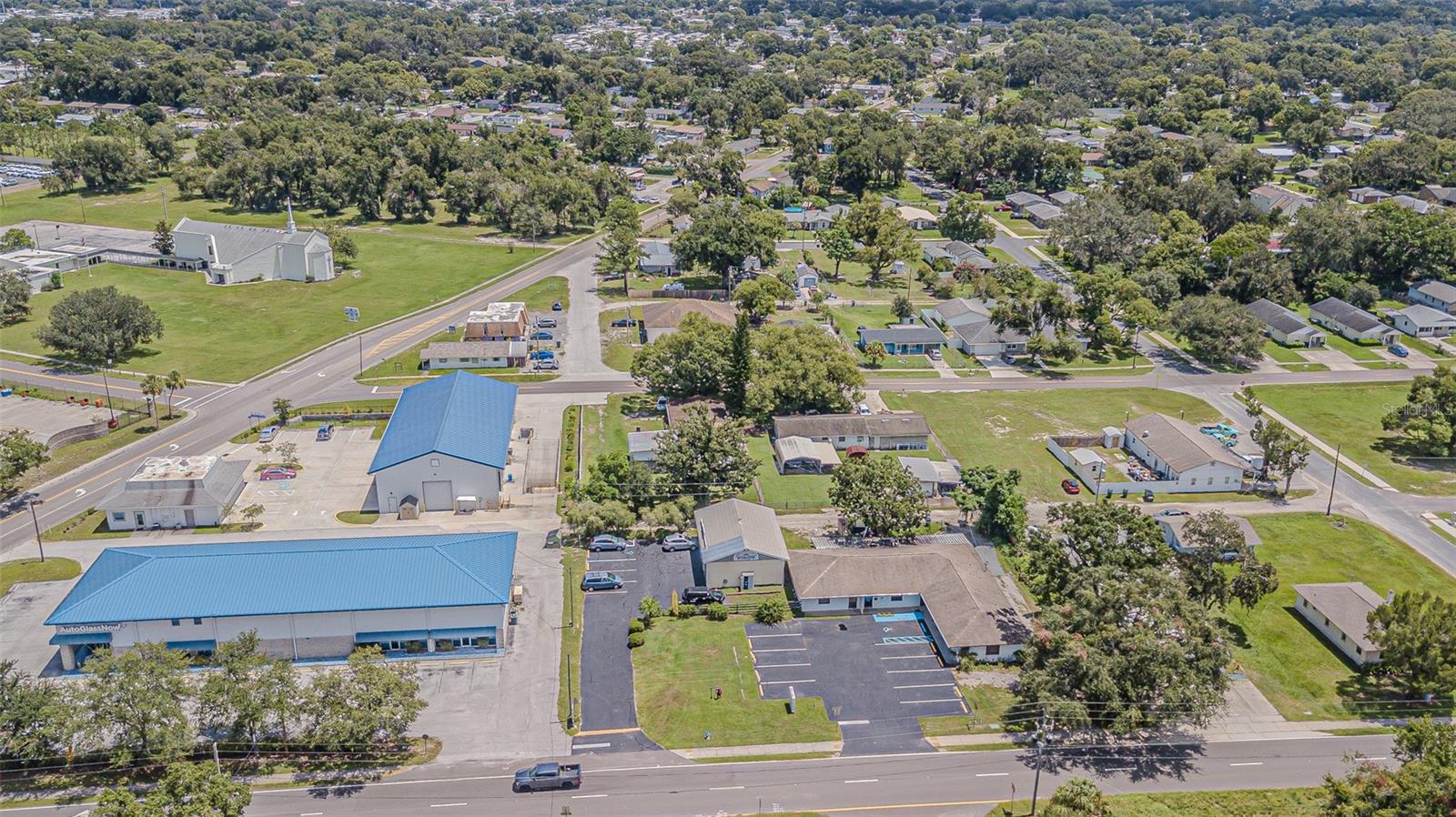 Listing photo id 23 for 5924 7th Street