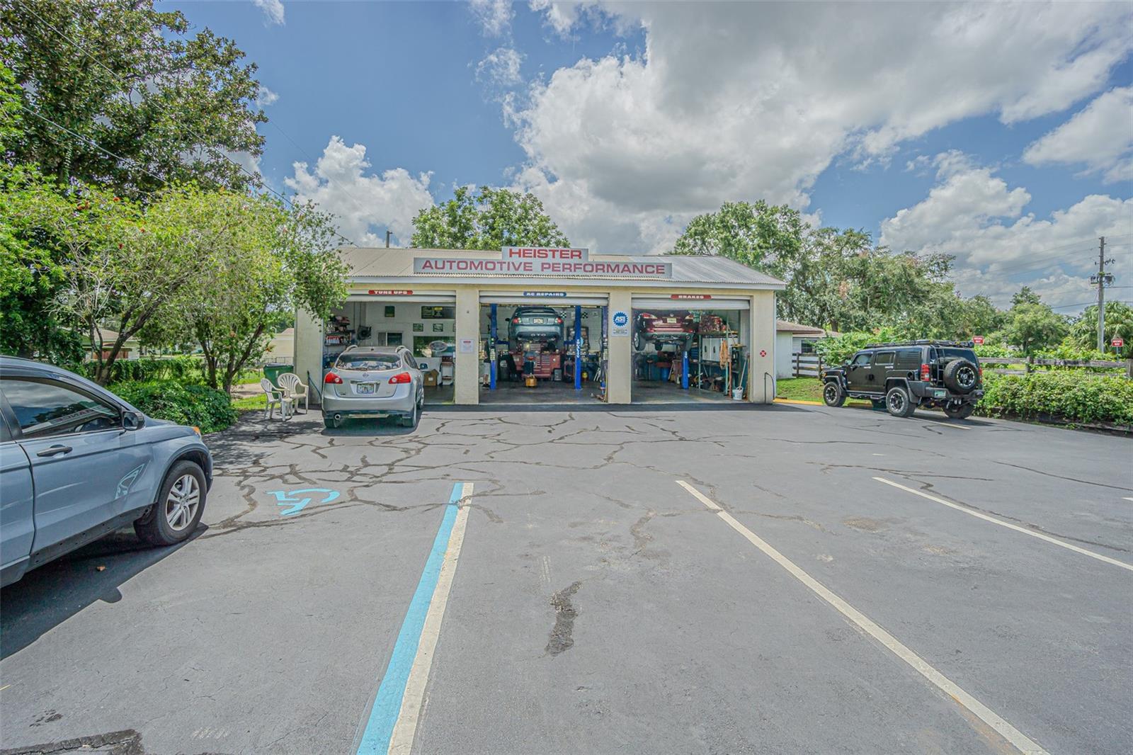 Listing photo id 3 for 5924 7th Street