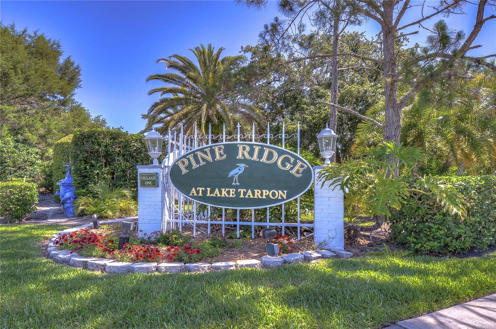 Image 20 of 30 For 1389 Pine Ridge Circle E D8
