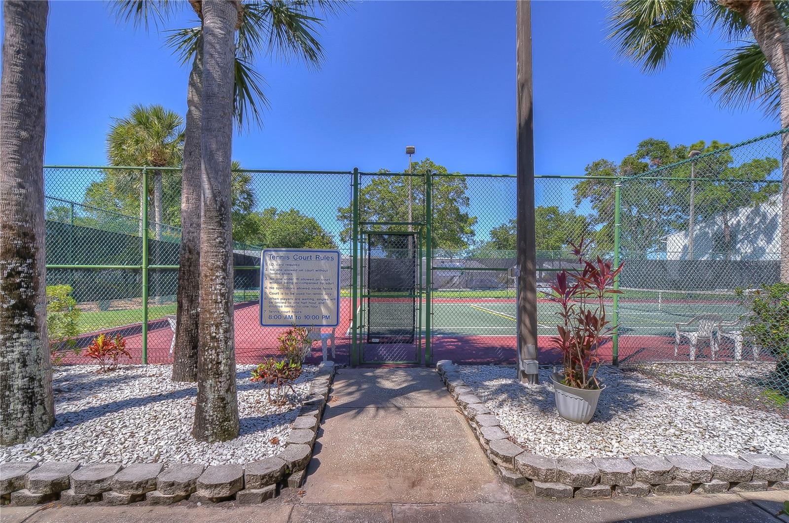 Image 26 of 30 For 1389 Pine Ridge Circle E D8