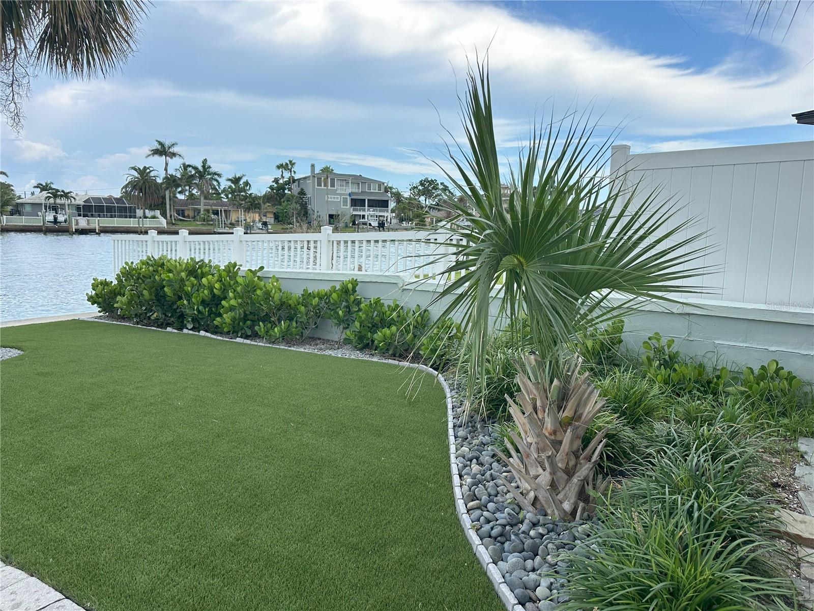 Image 16 of 64 For 10103 Tarpon Drive