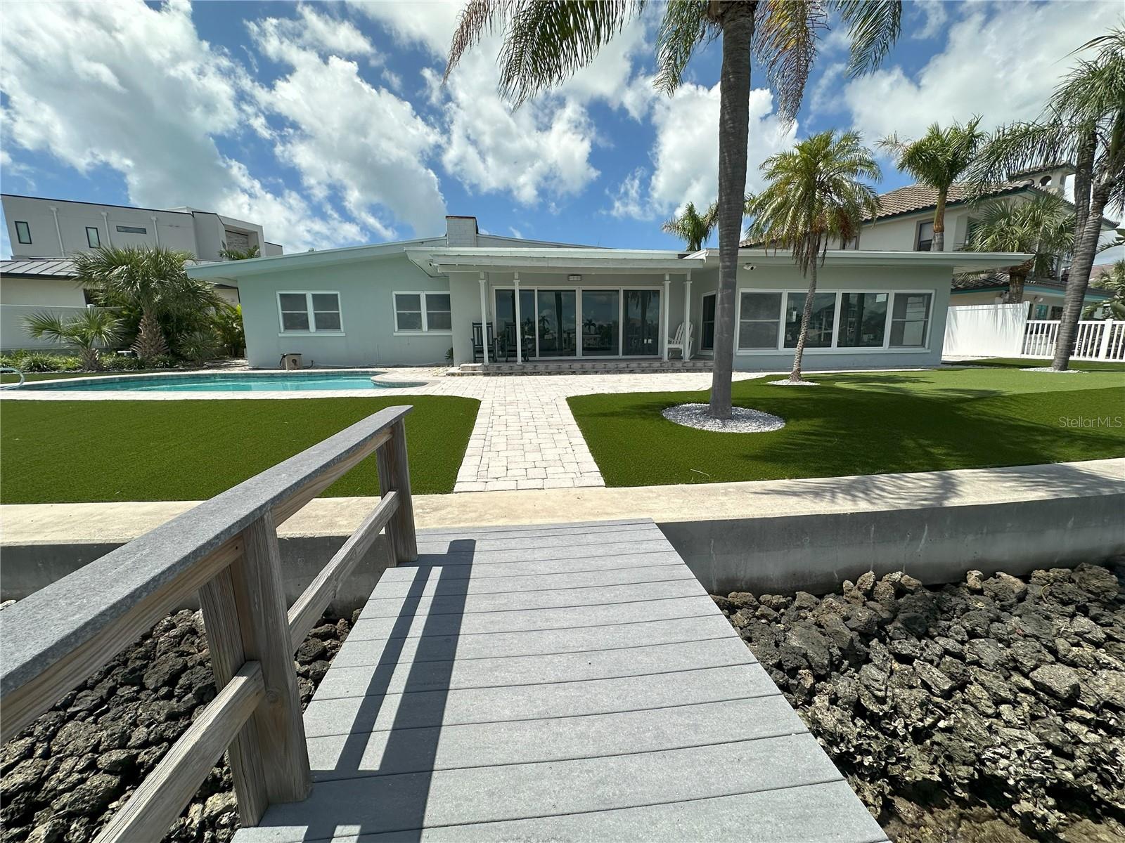 Image 29 of 64 For 10103 Tarpon Drive