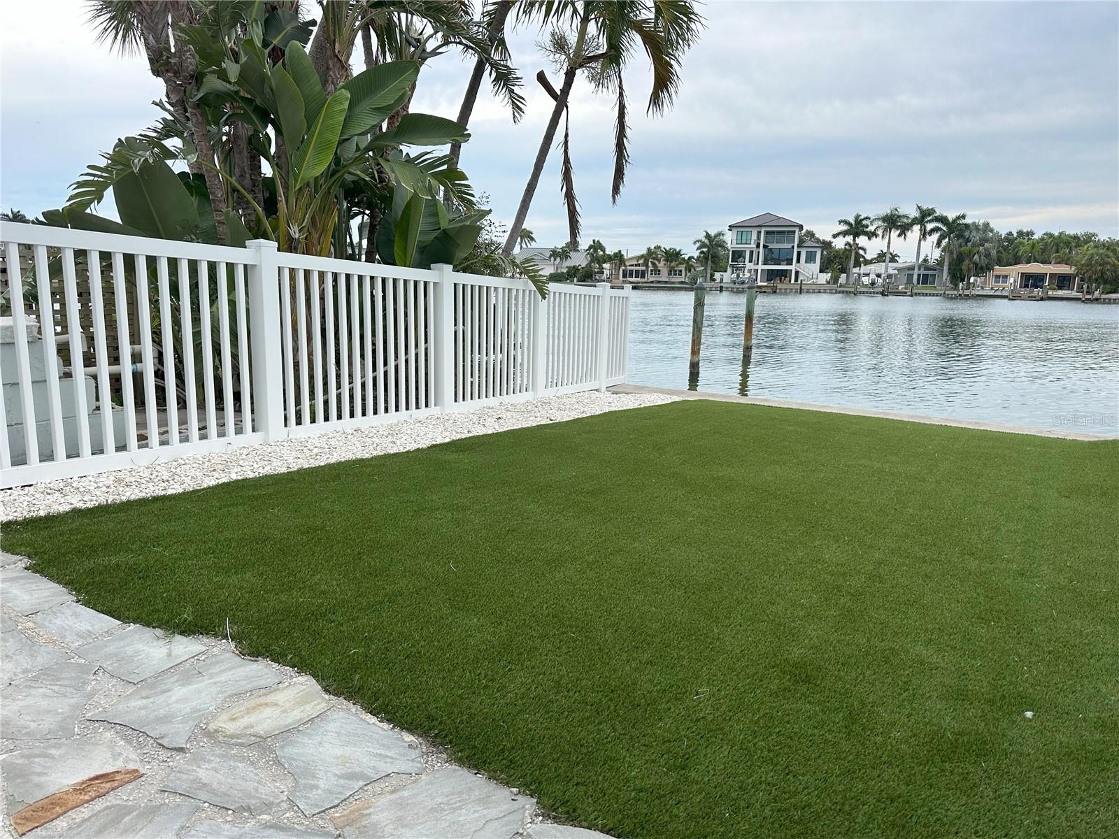 Image 34 of 64 For 10103 Tarpon Drive