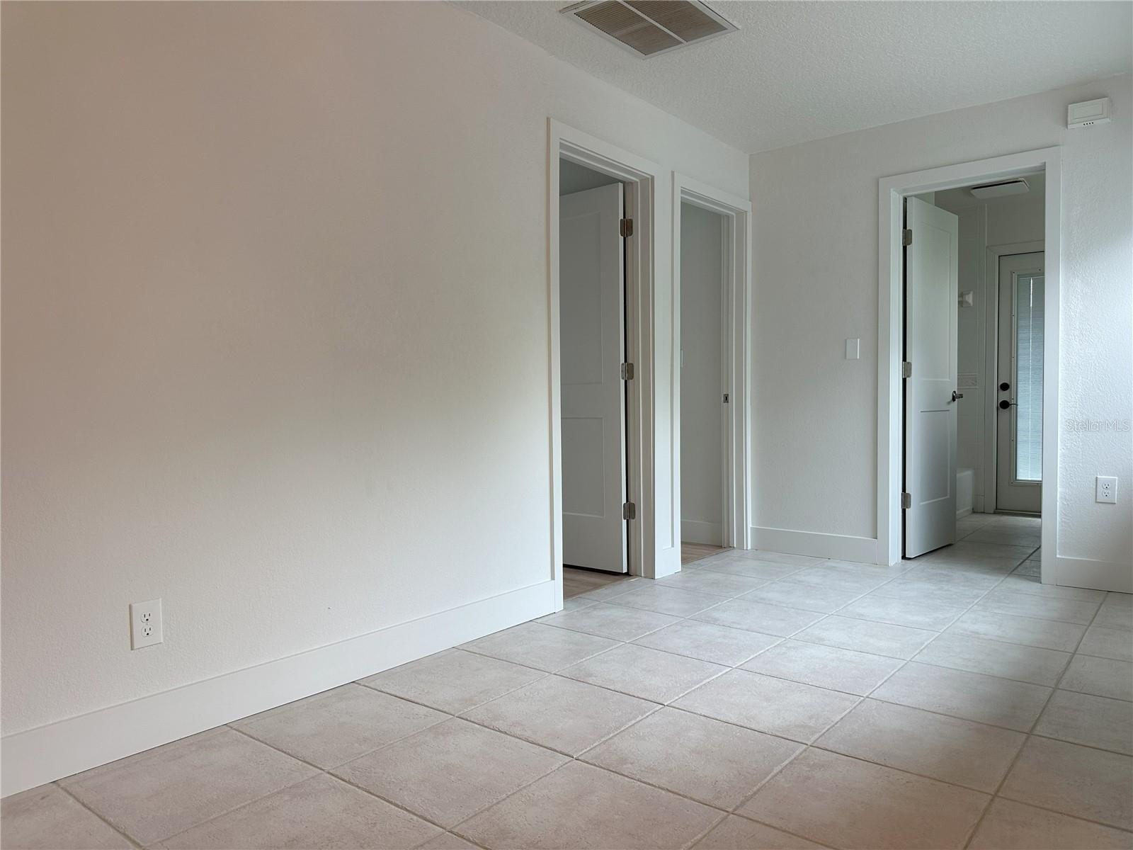 Image 42 of 64 For 10103 Tarpon Drive