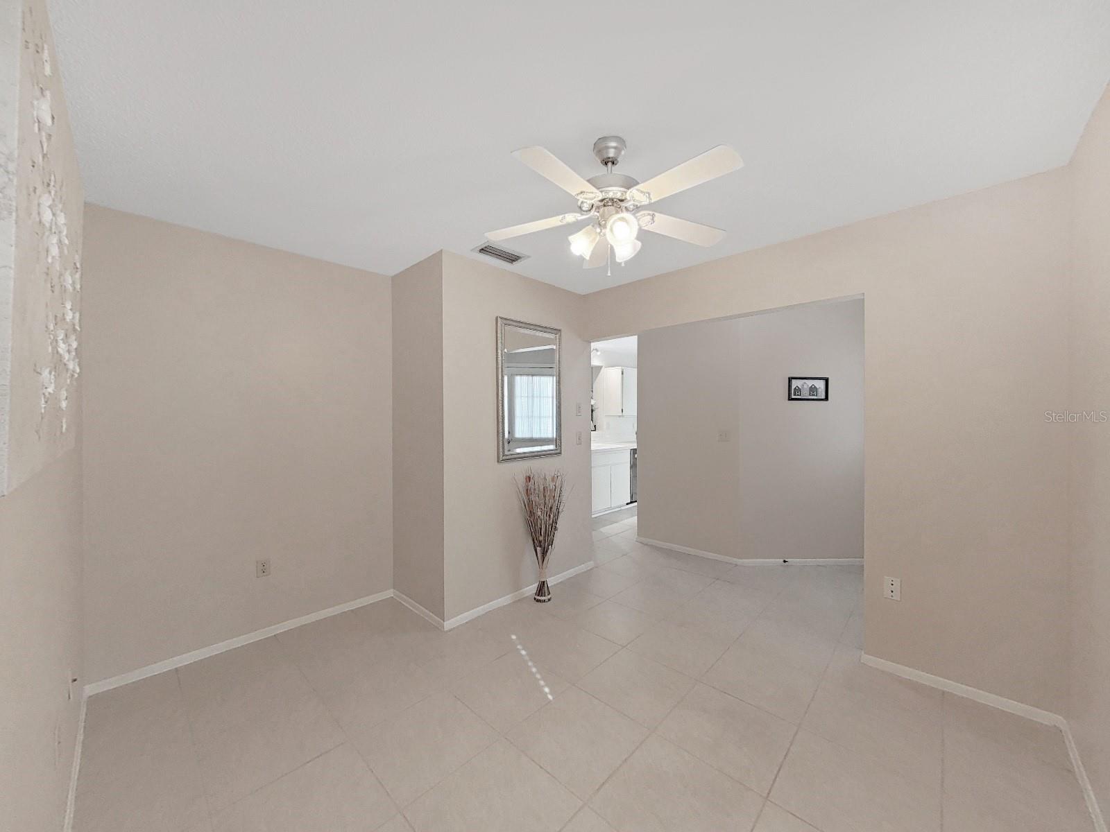 Image 17 of 82 For 3121 Beecher Drive E F