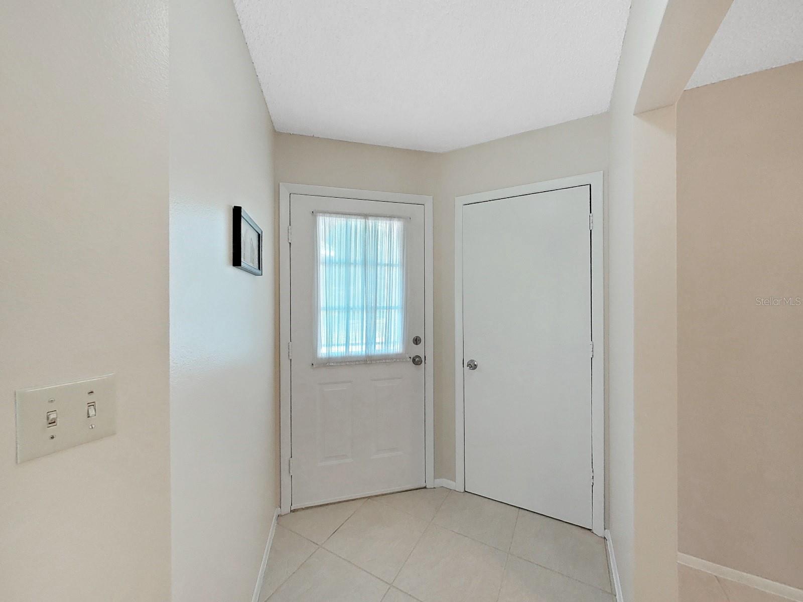 Image 19 of 82 For 3121 Beecher Drive E F