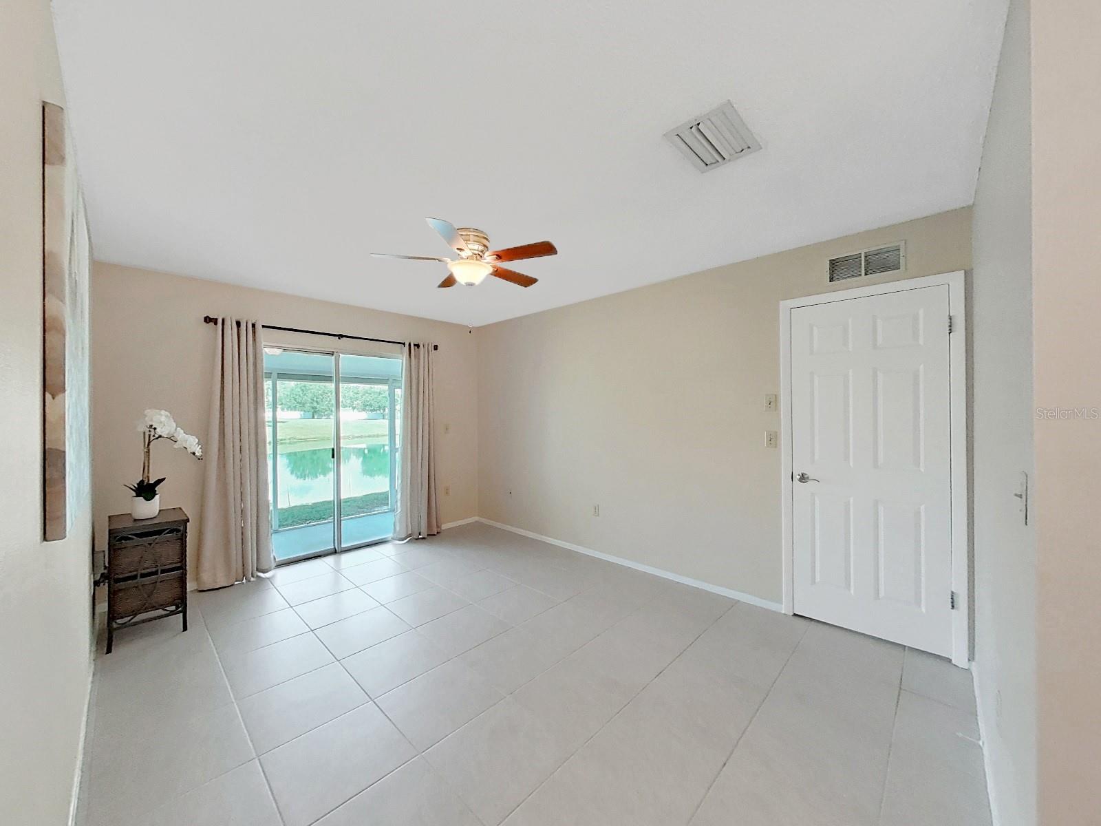 Image 22 of 82 For 3121 Beecher Drive E F