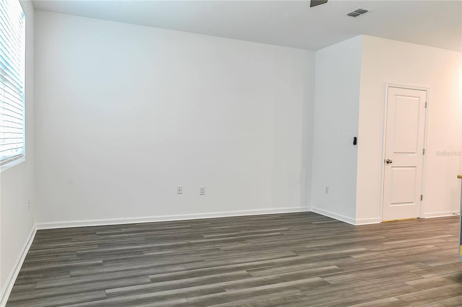 Image 9 of 46 For 38061 Elby Lane