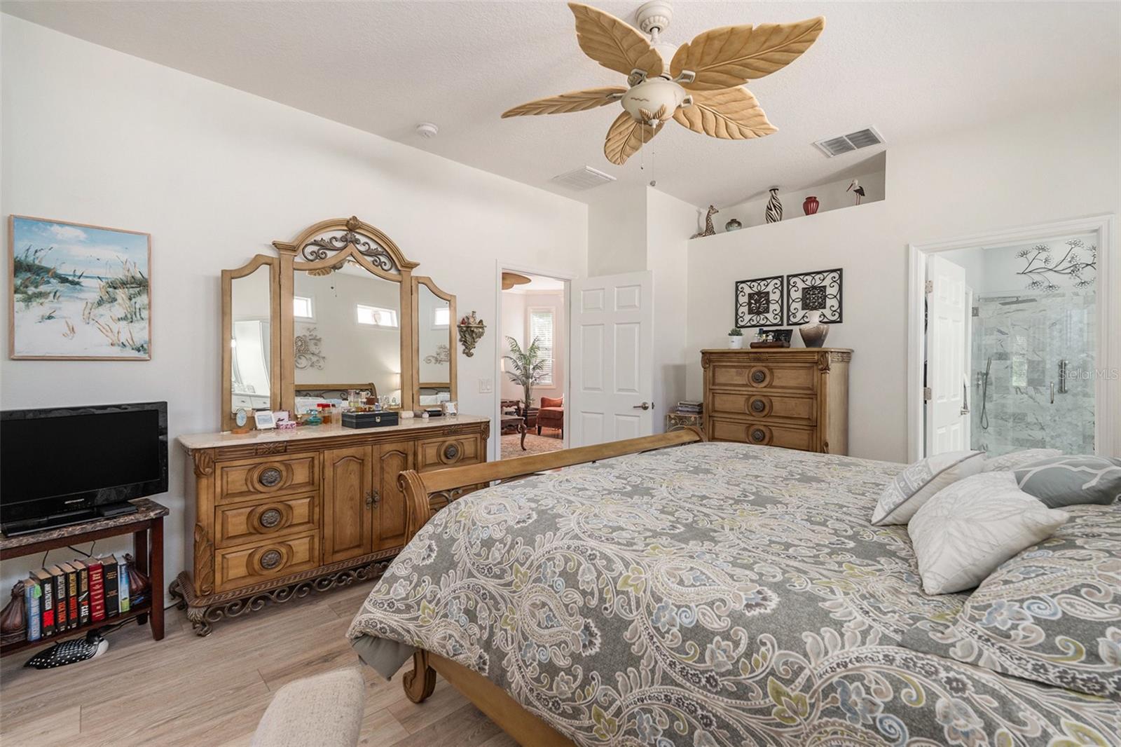 Image 19 of 47 For 7535 Berna Lane