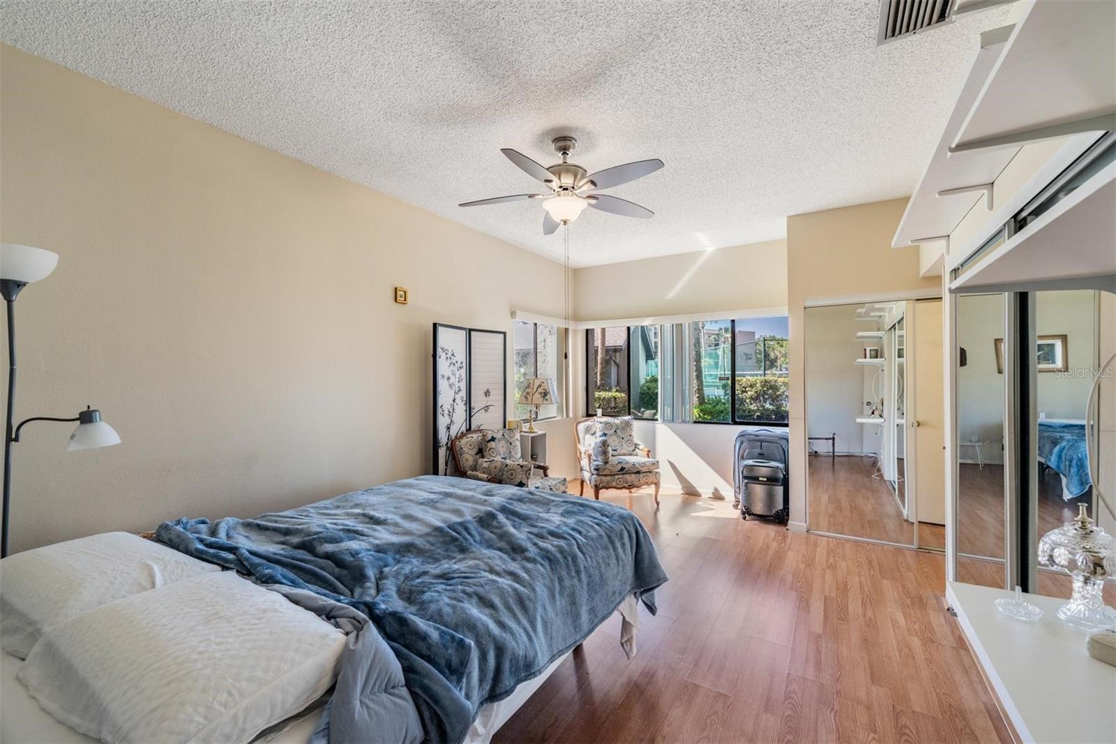 Image 12 of 29 For 90 Highland Avenue 6