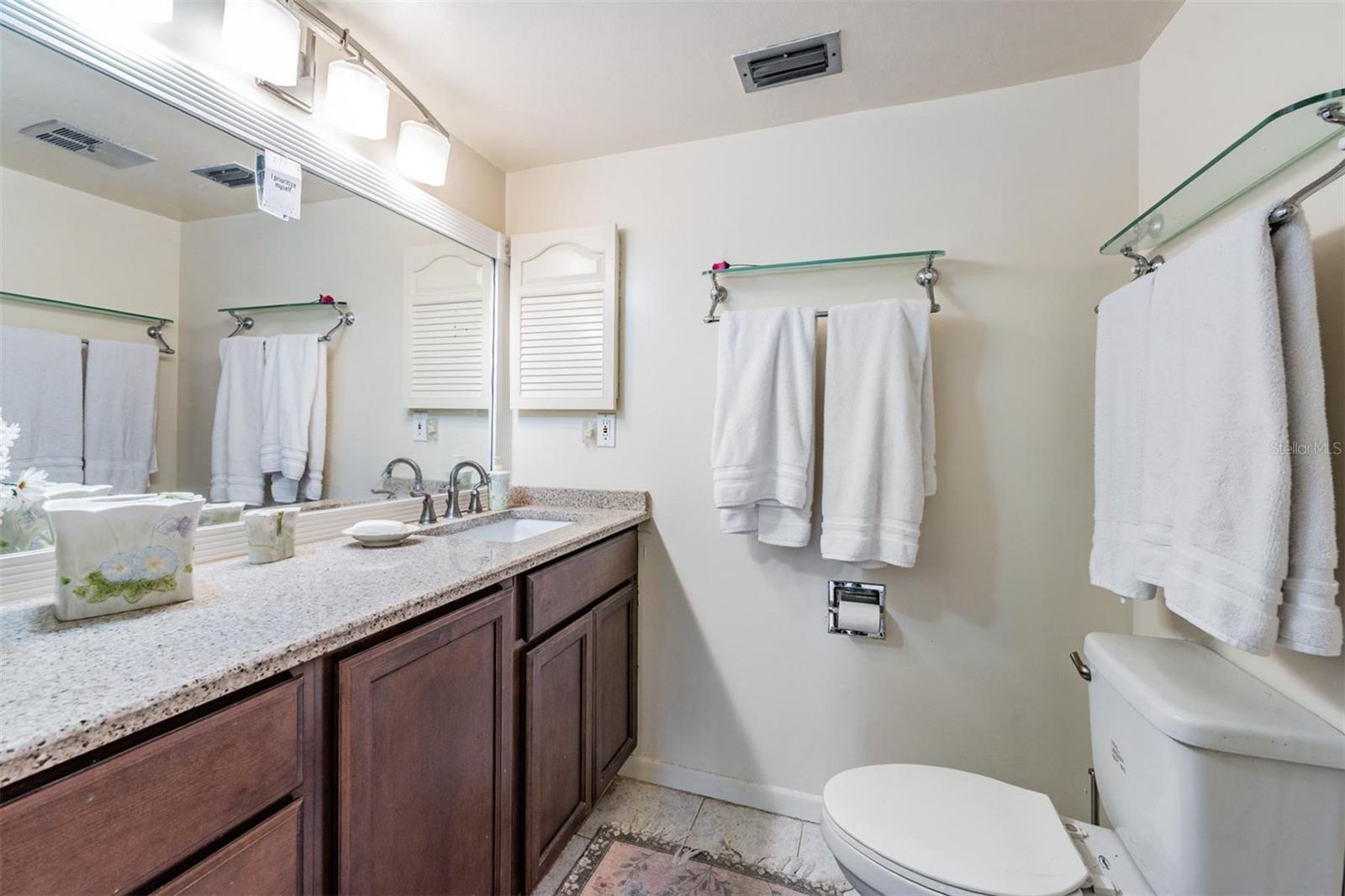 Image 13 of 29 For 90 Highland Avenue 6