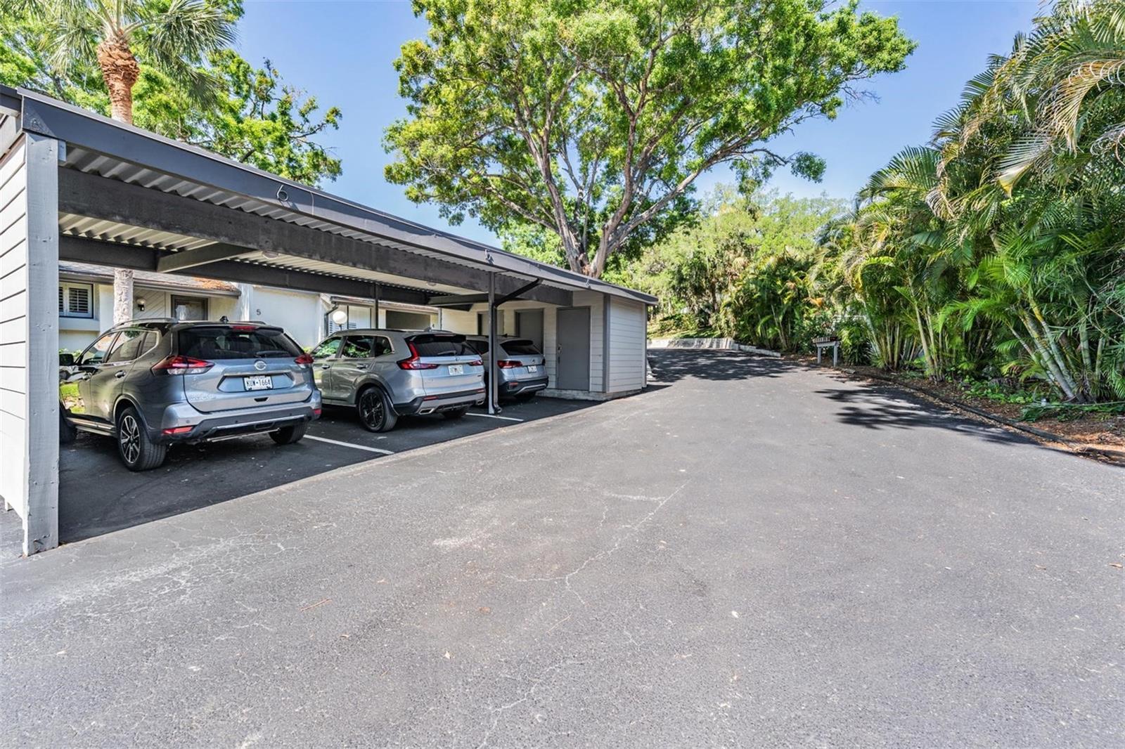 Image 22 of 29 For 90 Highland Avenue 6