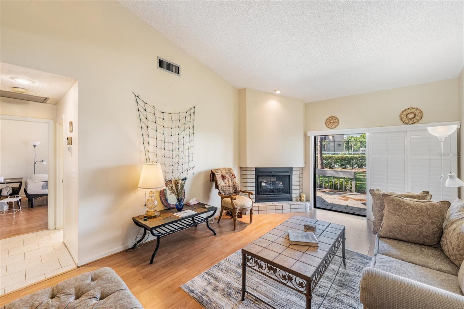 Image 8 of 29 For 90 Highland Avenue 6