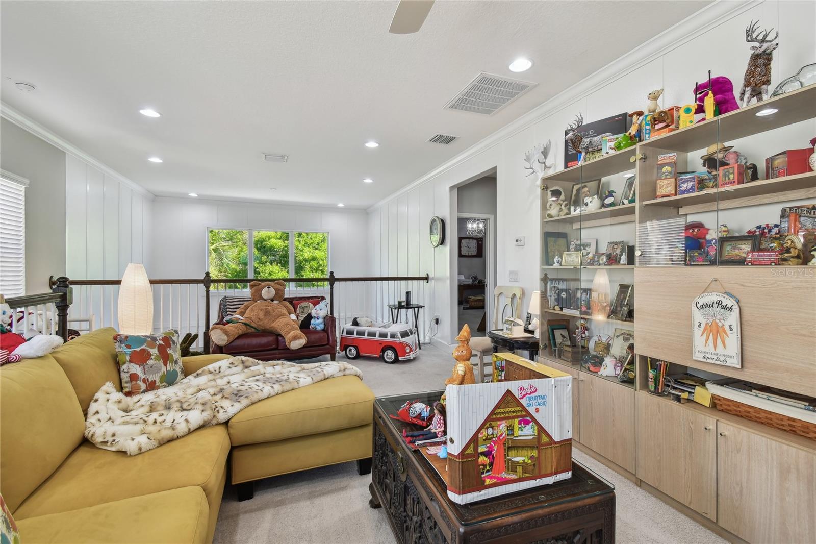 Image 38 of 55 For 8747 Terracina Lake Drive