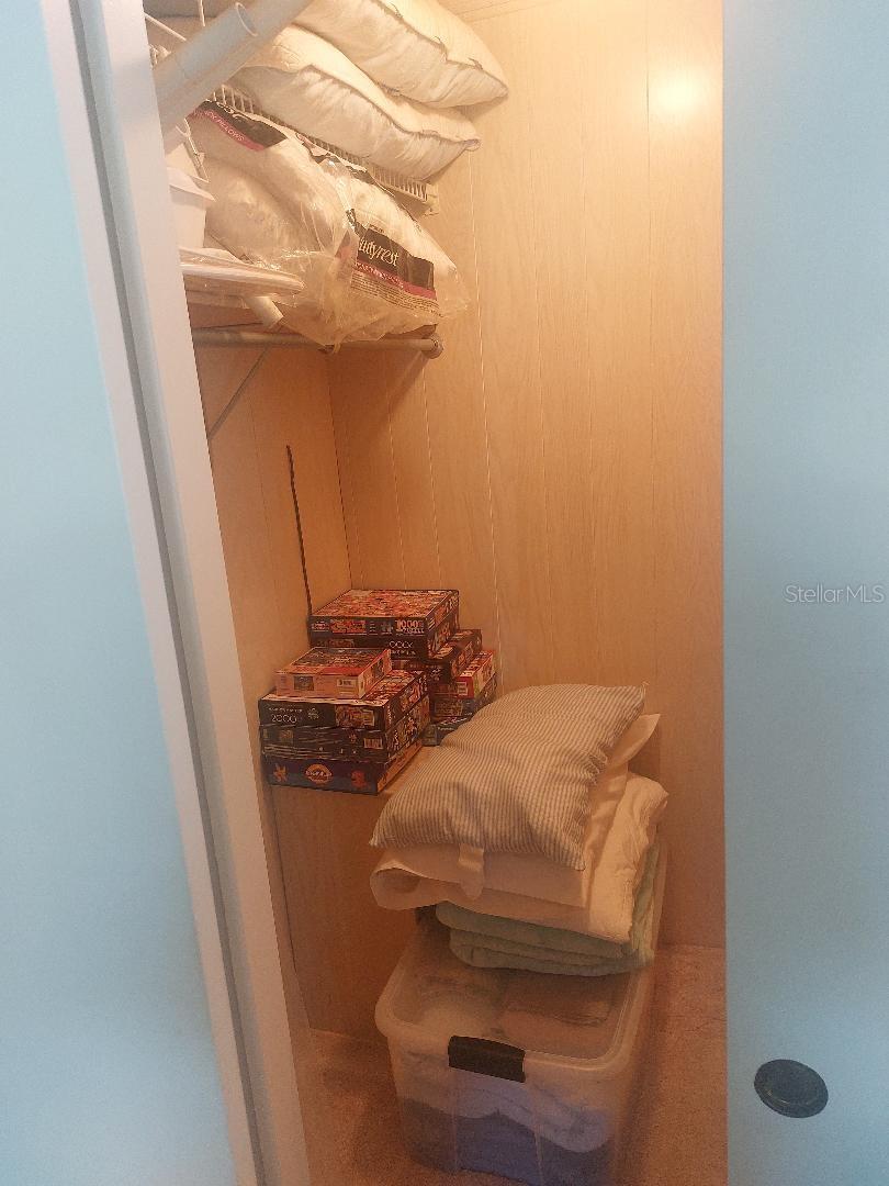 Image 10 of 16 For 127 Independence Avenue 38