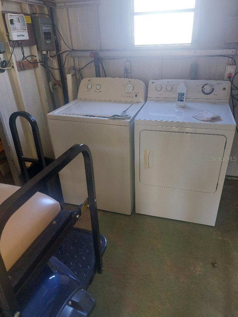 Image 13 of 16 For 127 Independence Avenue 38