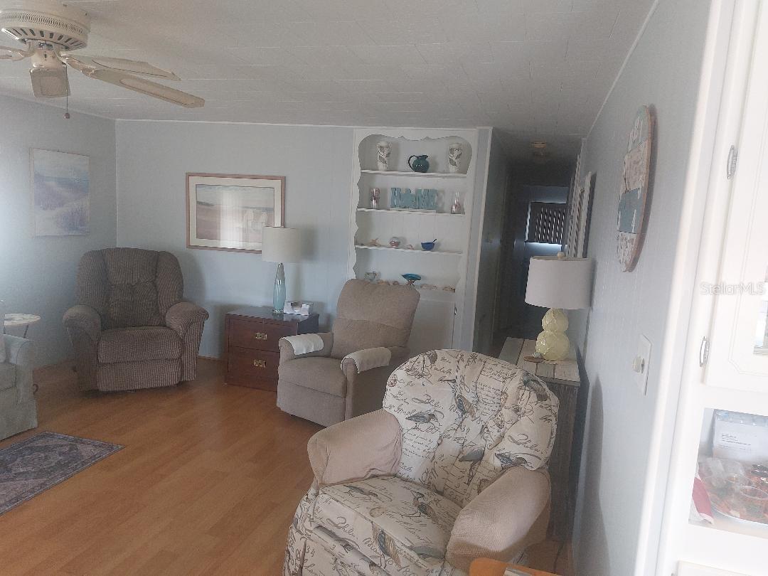 Image 3 of 16 For 127 Independence Avenue 38