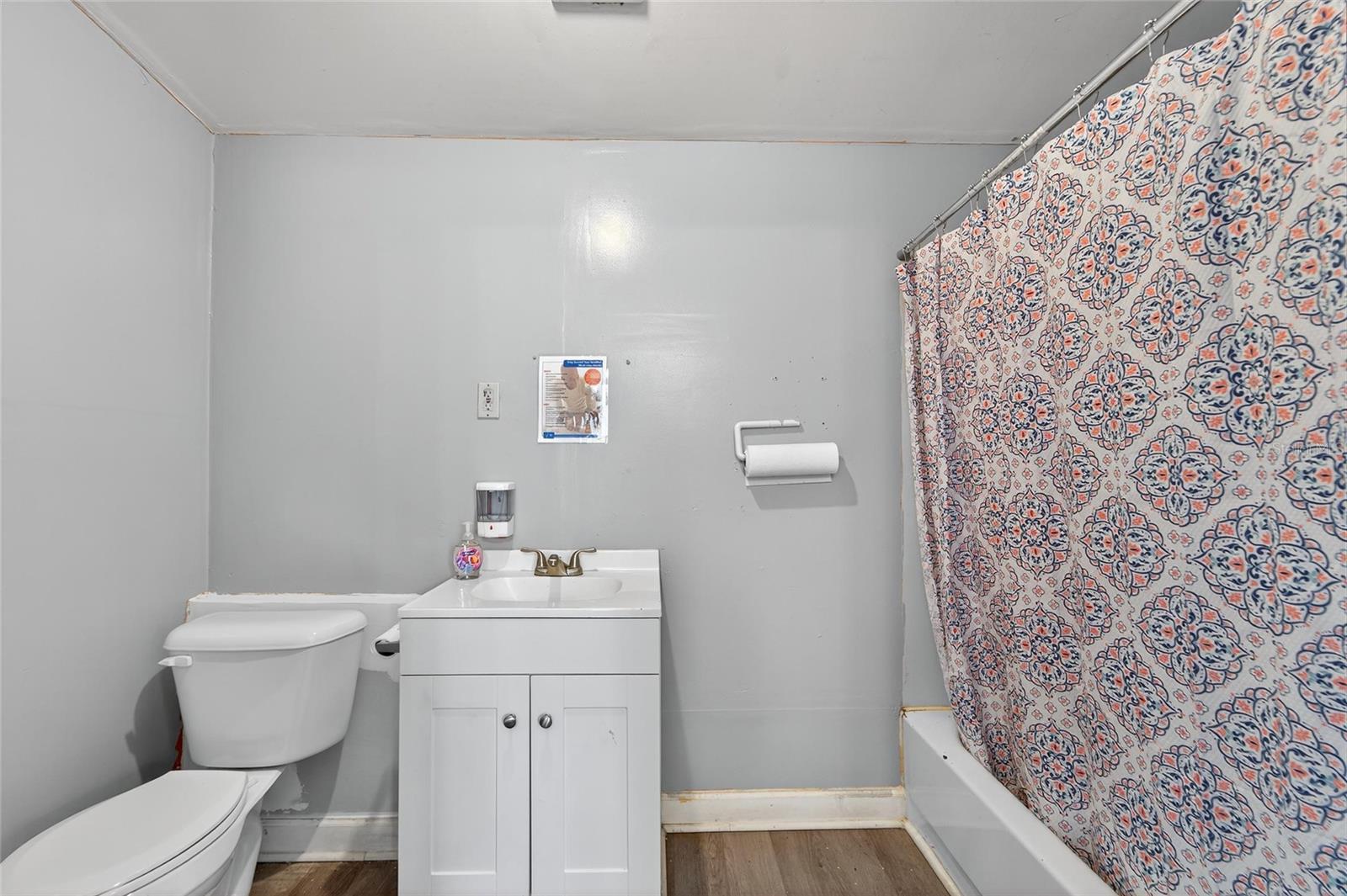 Image 31 of 38 For 4922 84th Street