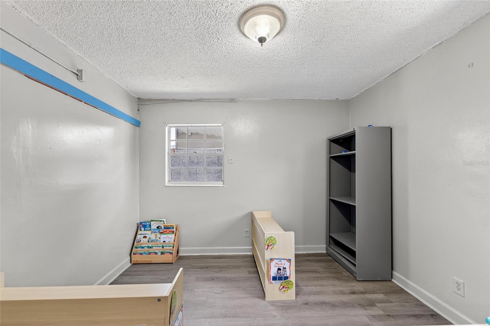 Image 9 of 38 For 4922 84th Street