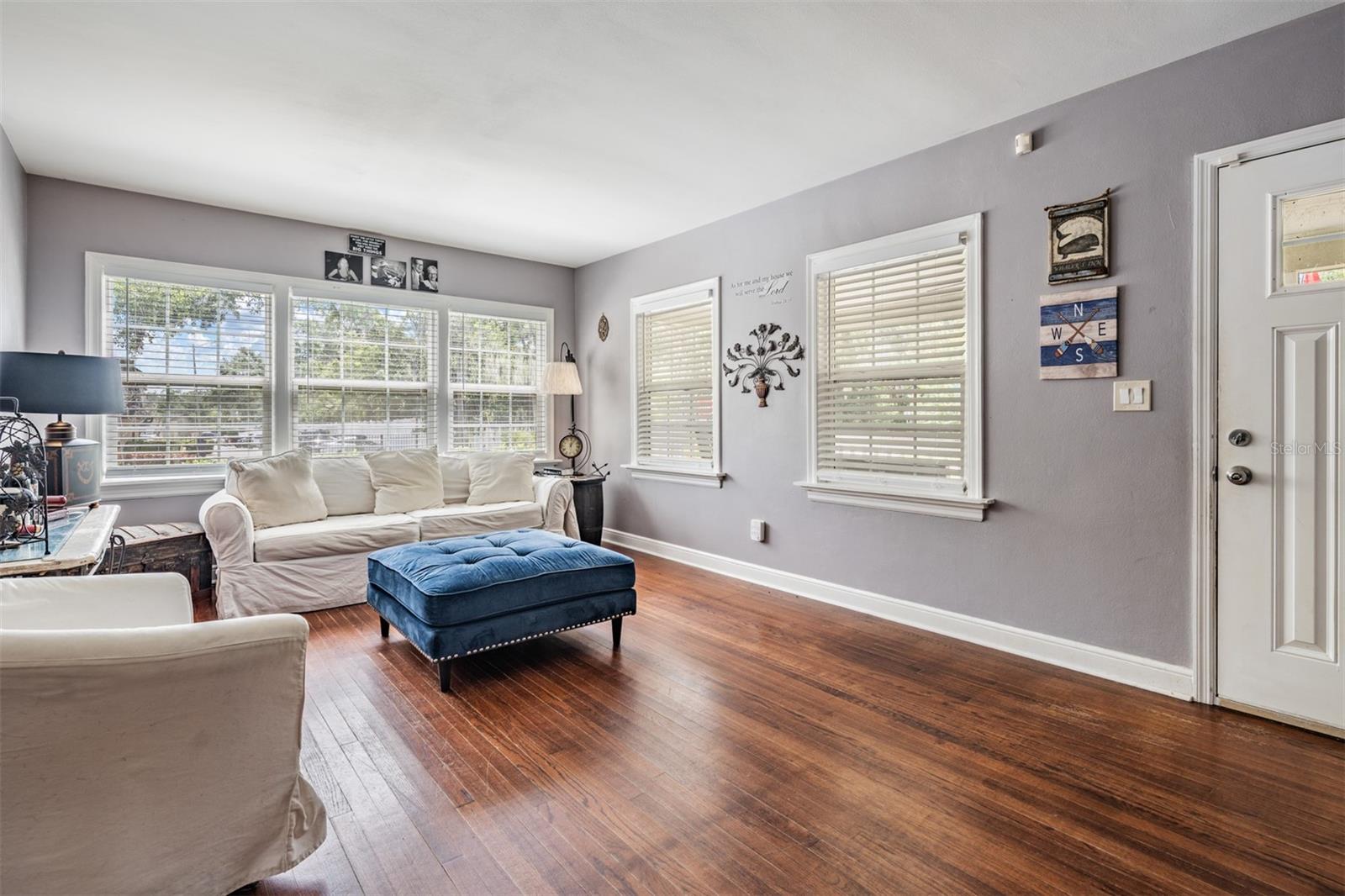 Image 4 of 56 For 901 & 903 Cornelius Avenue