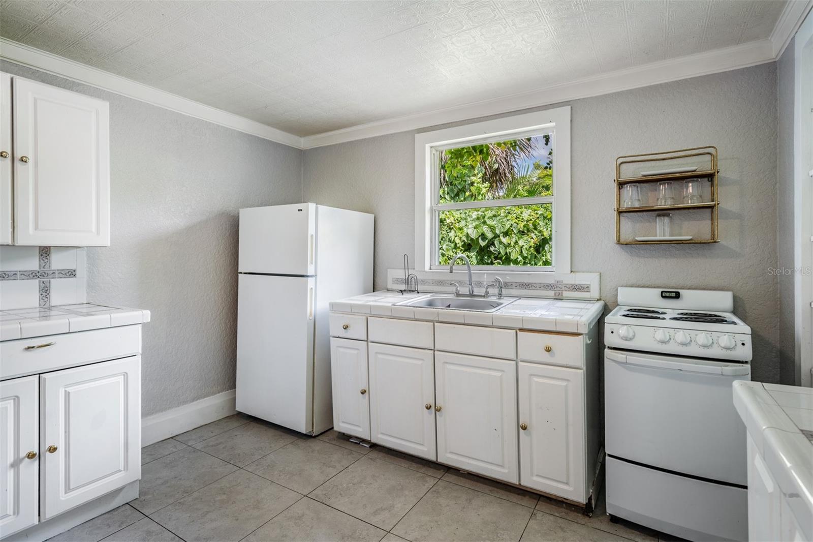 Image 41 of 56 For 901 & 903 Cornelius Avenue