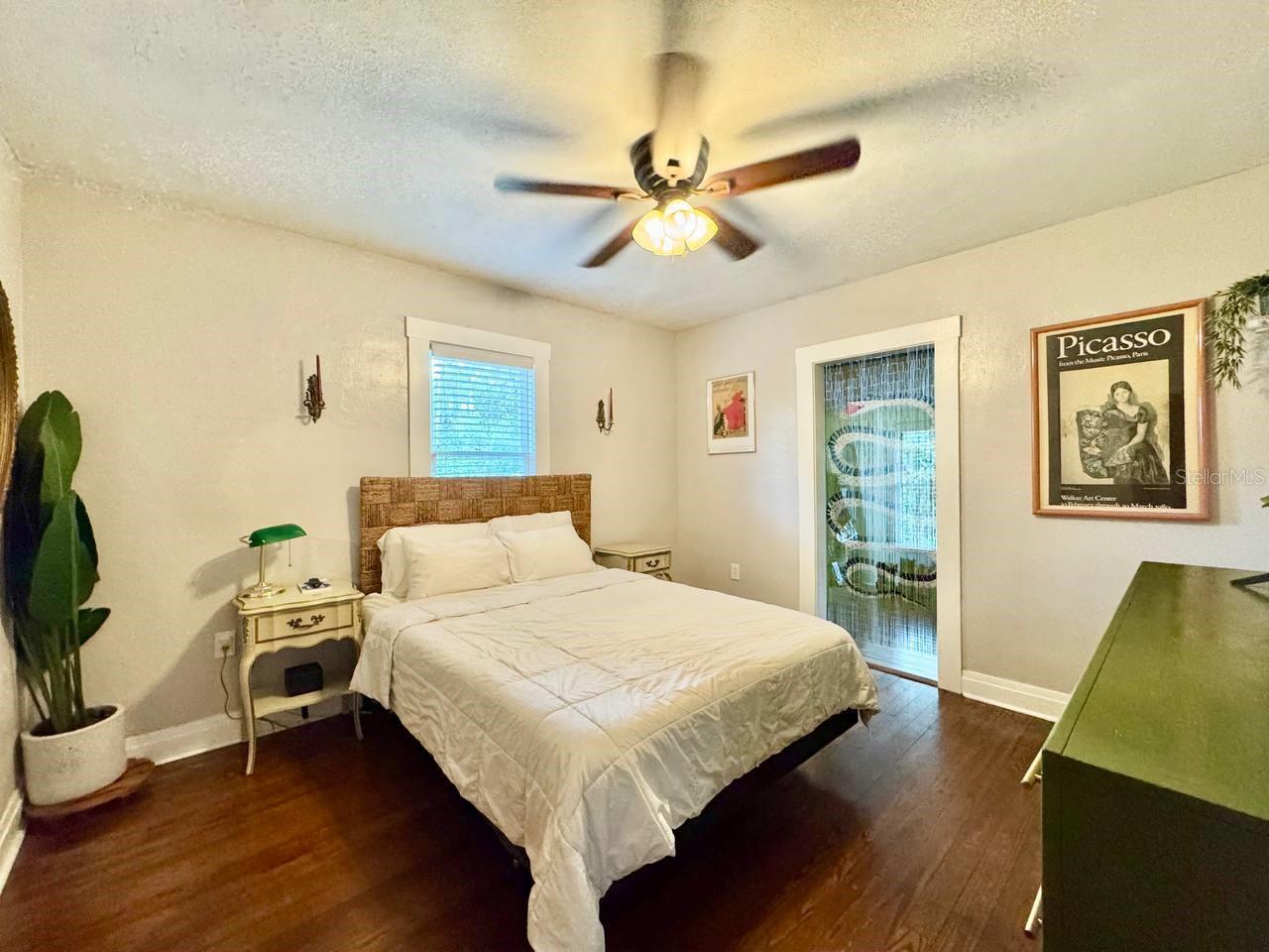 Image 9 of 23 For 308 Hanlon Street