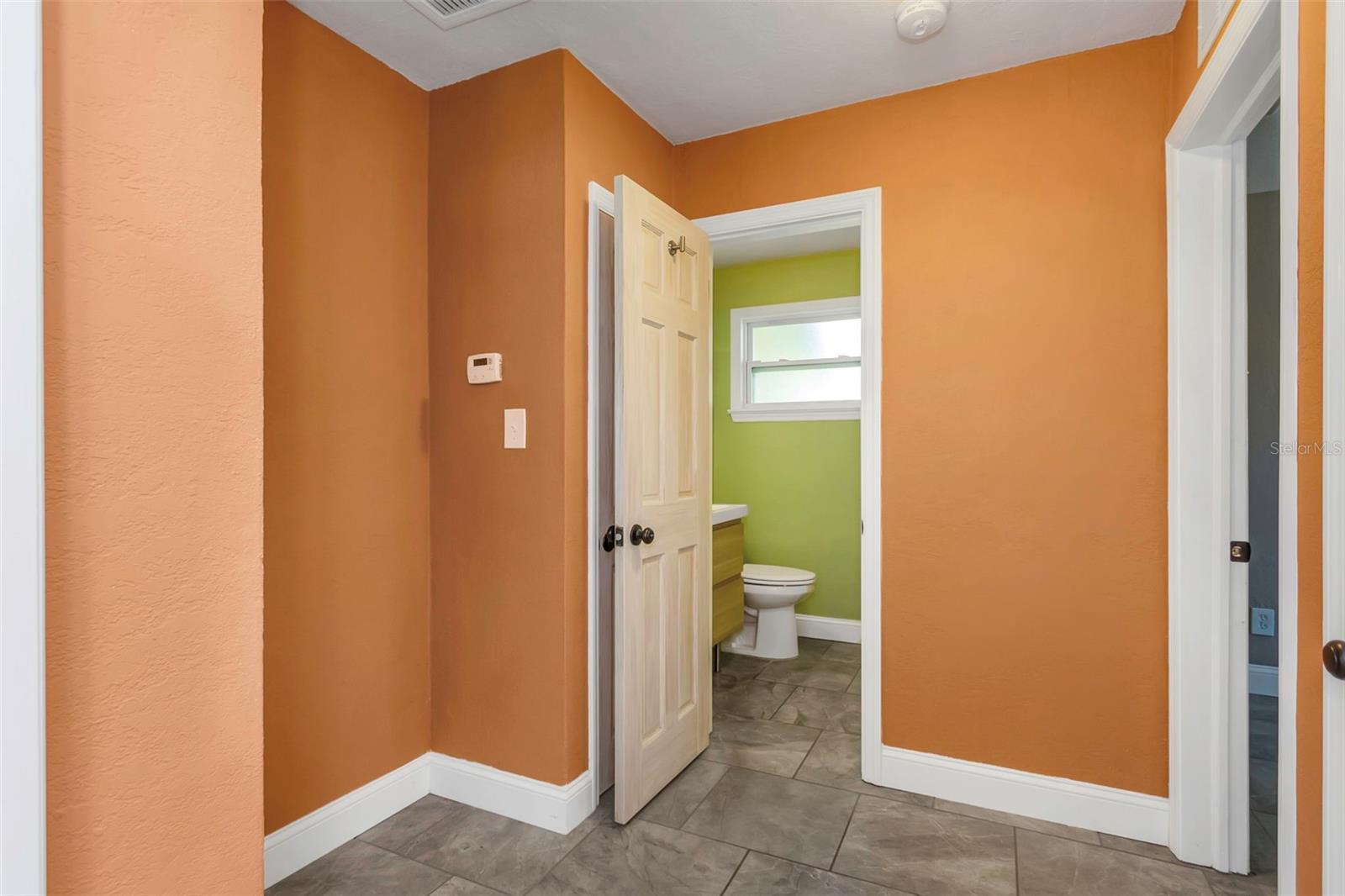 Image 12 of 19 For 2619 Miriam Street S