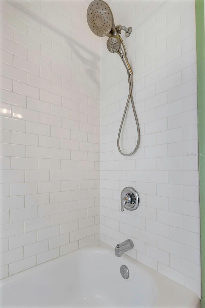 Image 15 of 19 For 2619 Miriam Street S