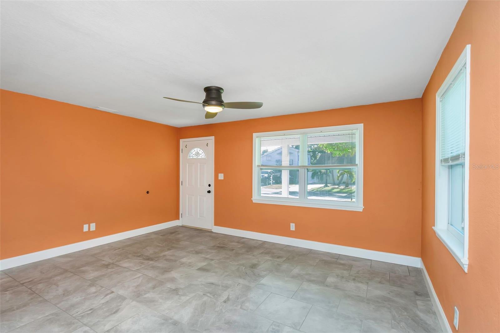 Image 3 of 19 For 2619 Miriam Street S