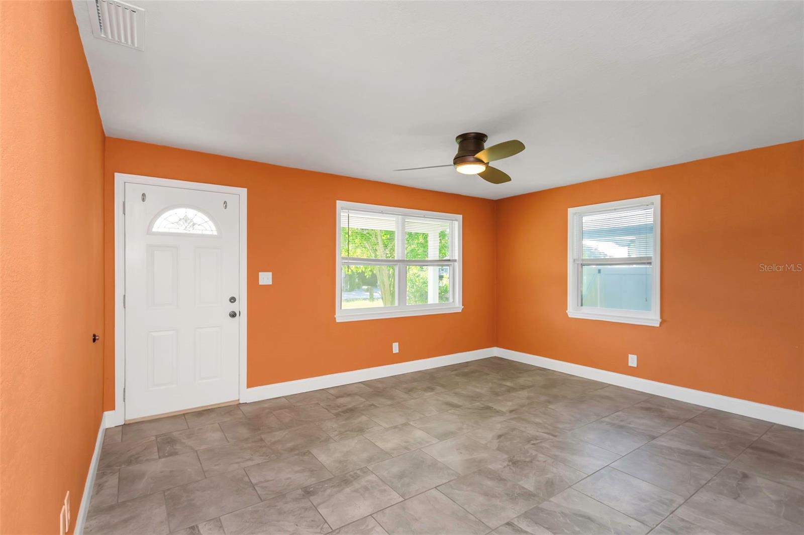Image 7 of 19 For 2619 Miriam Street S