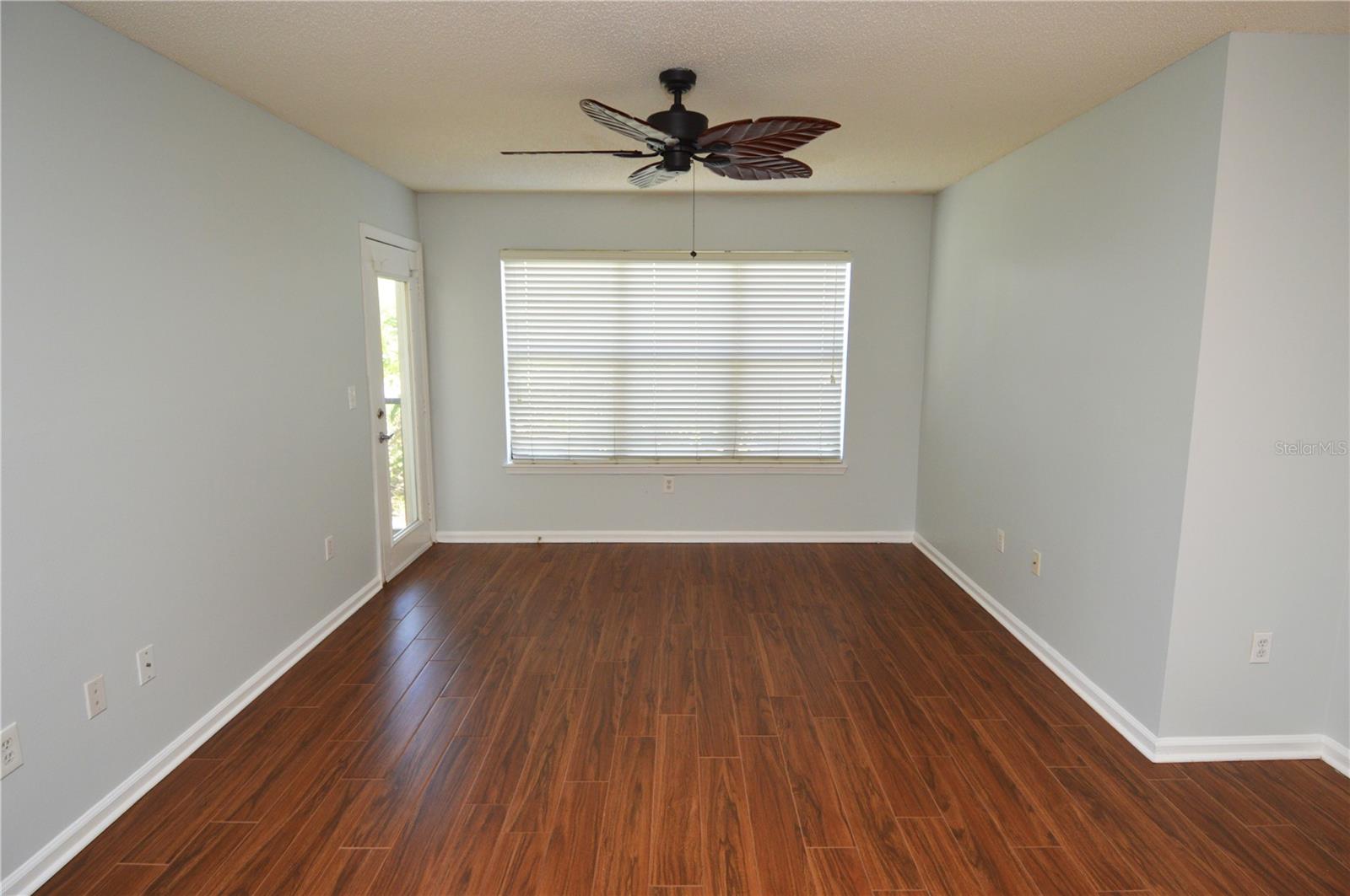 Image 15 of 75 For 11901 4th Street N 2104