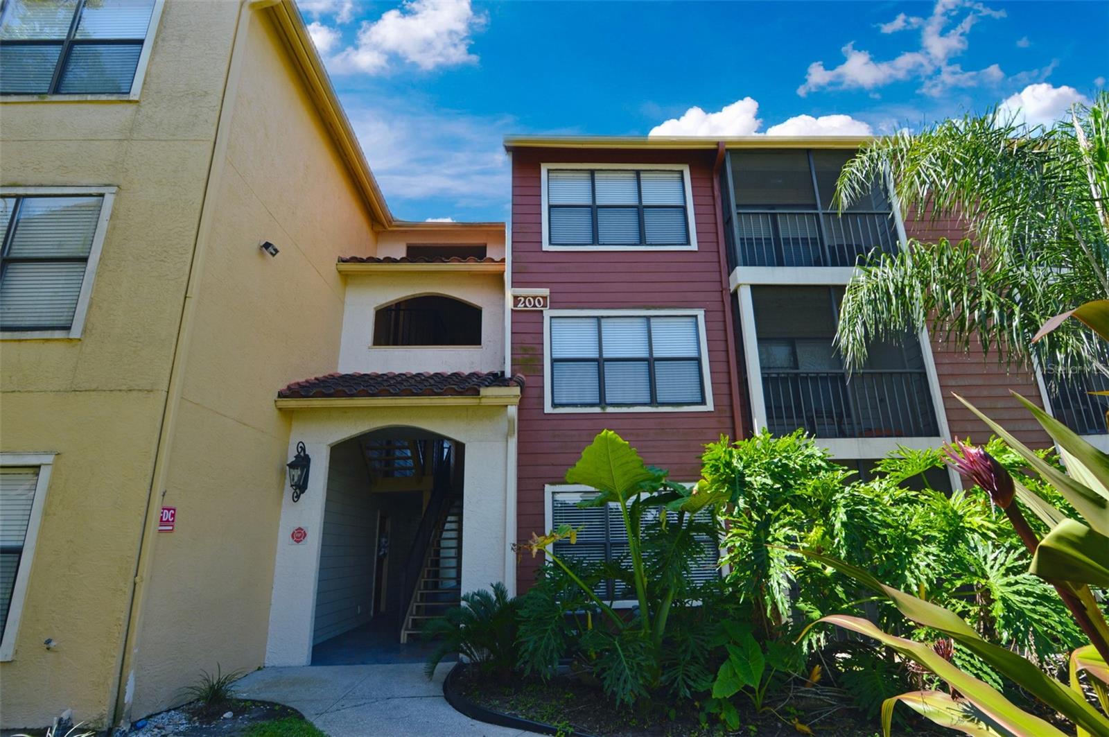 Image 2 of 75 For 11901 4th Street N 2104