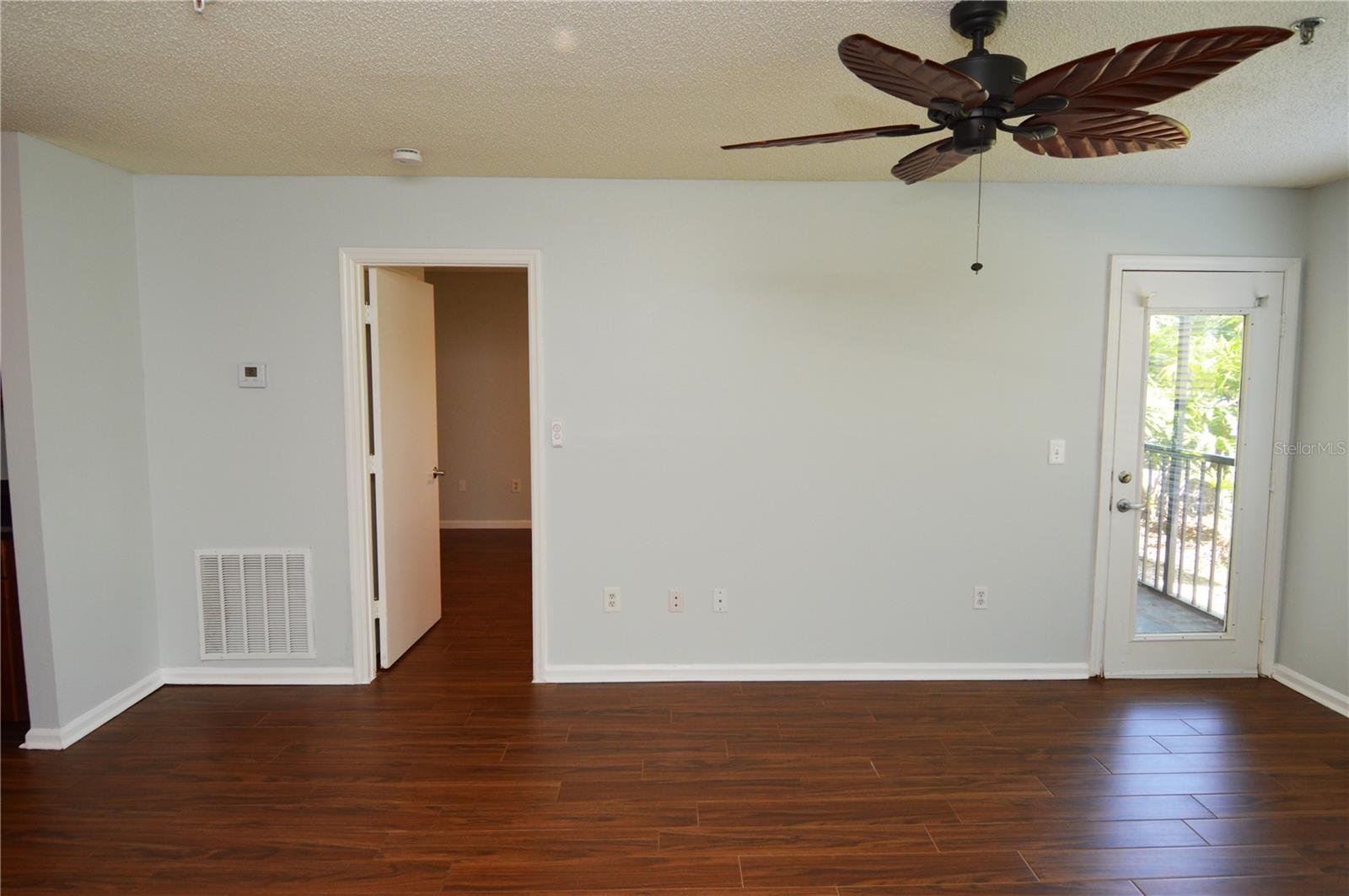 Image 21 of 75 For 11901 4th Street N 2104