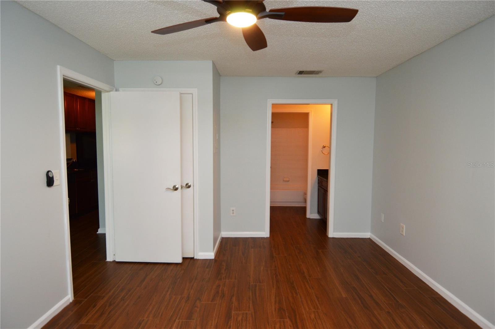 Image 26 of 75 For 11901 4th Street N 2104