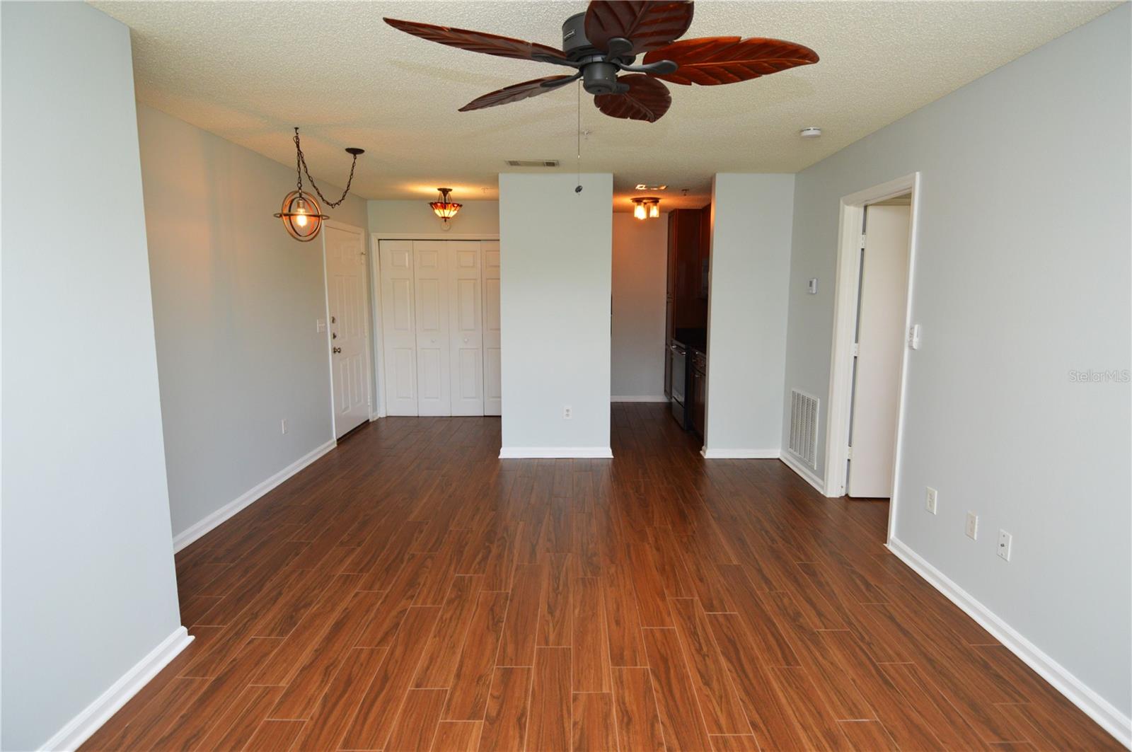 Image 4 of 75 For 11901 4th Street N 2104